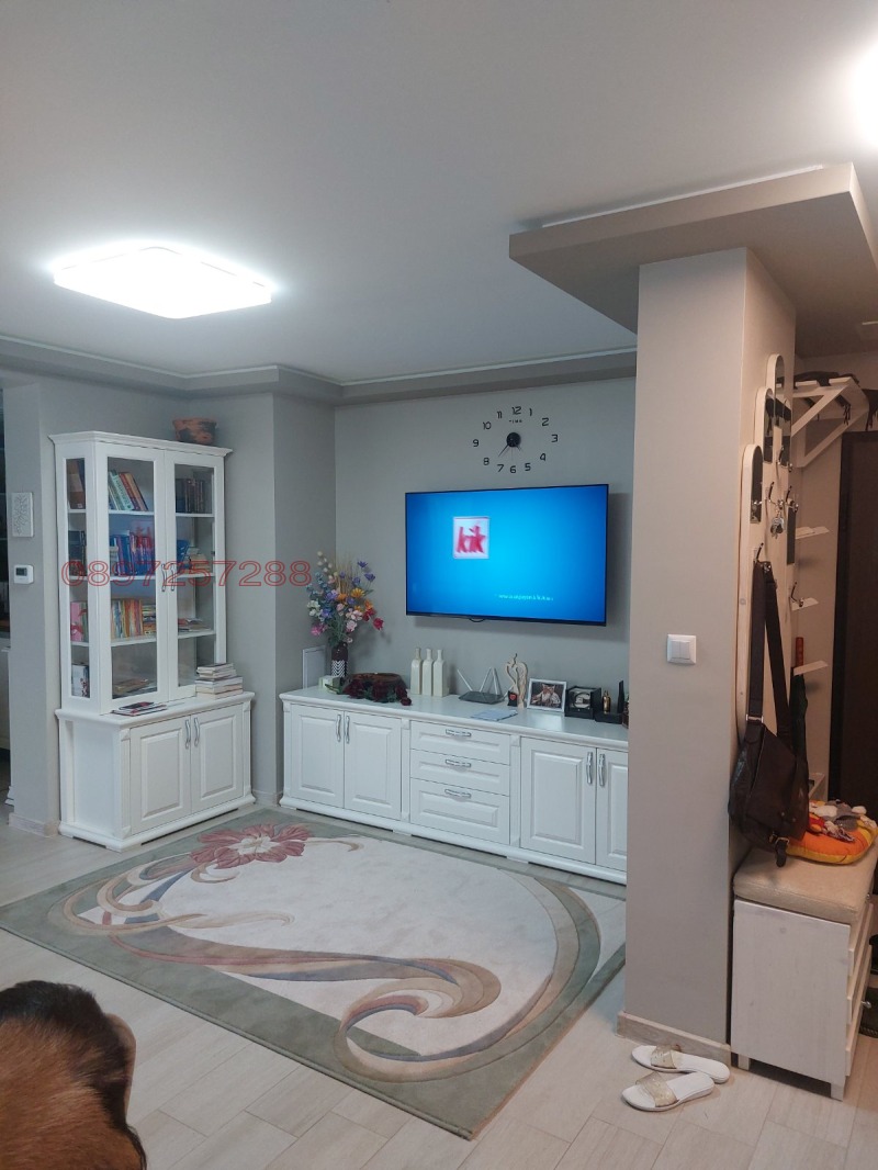 Продава 2-СТАЕН в град Русе, Широк център - 85 кв.м / 149 850 € » 293 081.13 лв.