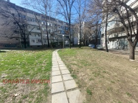 2 sypialnie Centar, Ruse 11