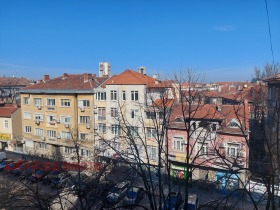 2 Schlafzimmer Zentar, Ruse 12