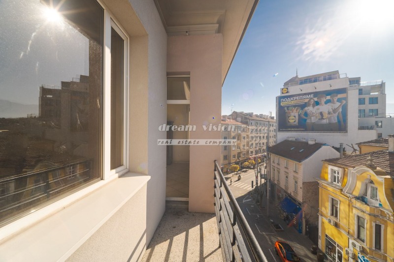 Продава 4-СТАЕН, гр. София, Център, снимка 4 - Апартаменти - 52489733