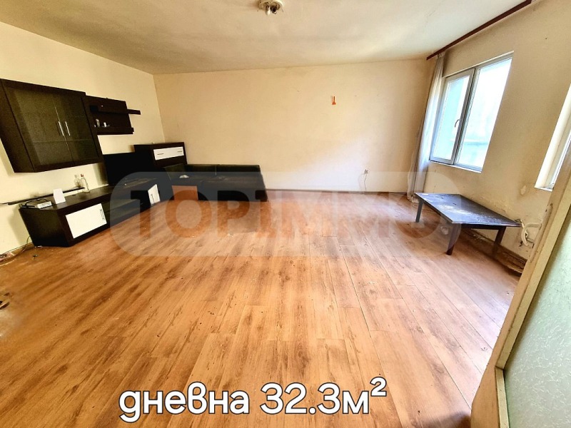 Te koop  3+ slaapkamer Varna , Tsentar , 201 m² | 66355405