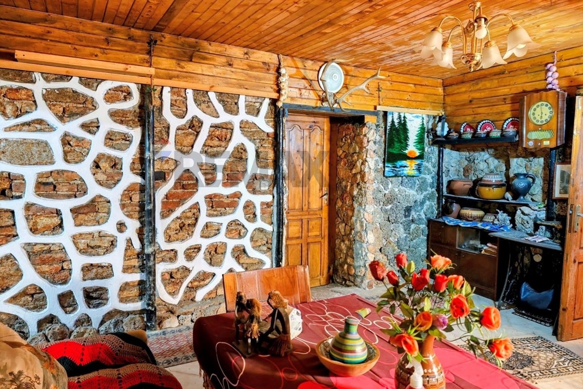 Продава КЪЩА, гр. Шабла, област Добрич, снимка 2 - Къщи - 55472221