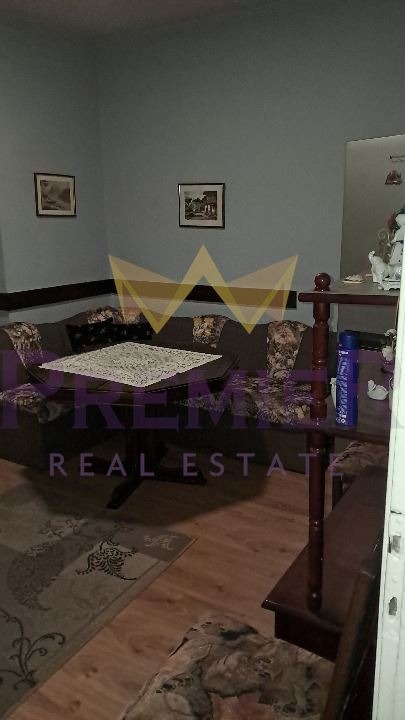 На продаж  3 кімнатна Варна , Център , 100 кв.м | 66568928