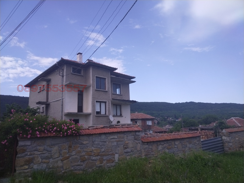 Продава КЪЩА, с. Присово, област Велико Търново