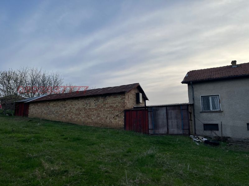 Продава КЪЩА, с. Великденче, област Търговище, снимка 3 - Къщи - 52786001