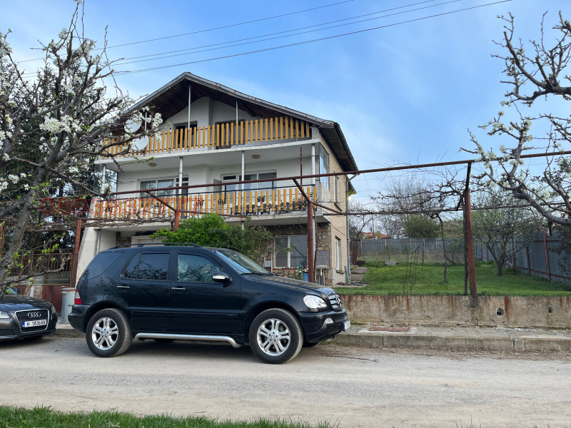 Продава КЪЩА, с. Великденче, област Търговище, снимка 2 - Къщи - 52786001