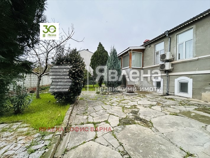 Продава КЪЩА, гр. Варна, Център, снимка 2 - Къщи - 54153255