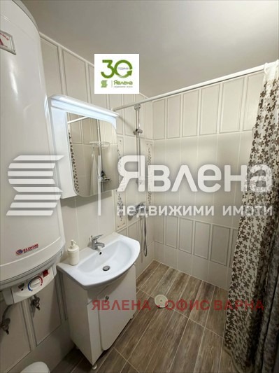 Продава КЪЩА, гр. Варна, Център, снимка 17 - Къщи - 54153255
