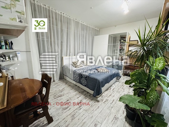 Продава КЪЩА, гр. Варна, Център, снимка 7 - Къщи - 54153255