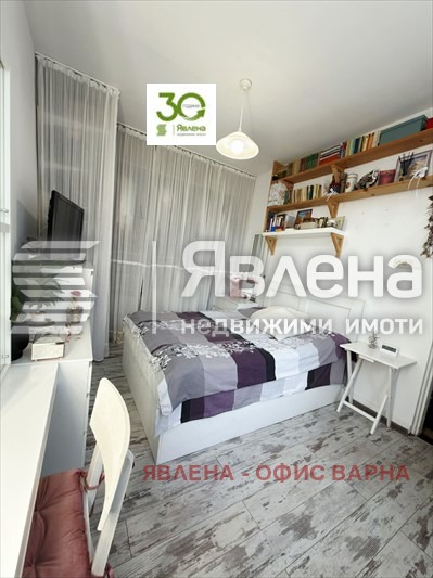 Продава КЪЩА, гр. Варна, Център, снимка 15 - Къщи - 54153255