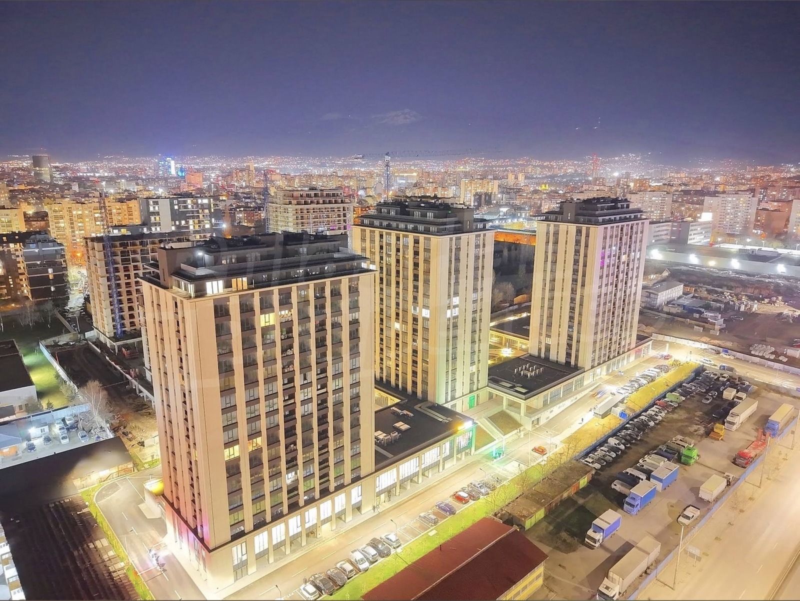 Продава 2-СТАЕН, гр. София, Банишора, снимка 2 - Апартаменти - 51030836