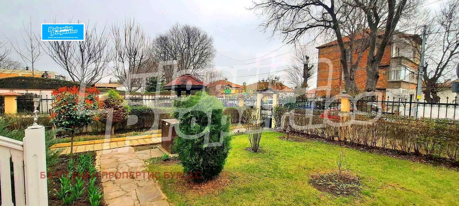 Продава КЪЩА, гр. Бургас, Ветрен, снимка 2 - Къщи - 53023192