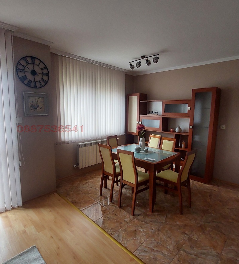 Продава  2-стаен град Русе , Център , 66 кв.м | 12061737 - изображение [3]
