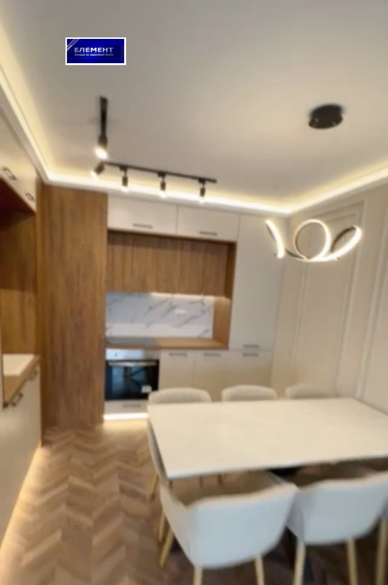 Продава  3-стаен, град Пловдив, Пещерско шосе •  223 700 EUR • ID 11564068 — holmes.bg - [1] 