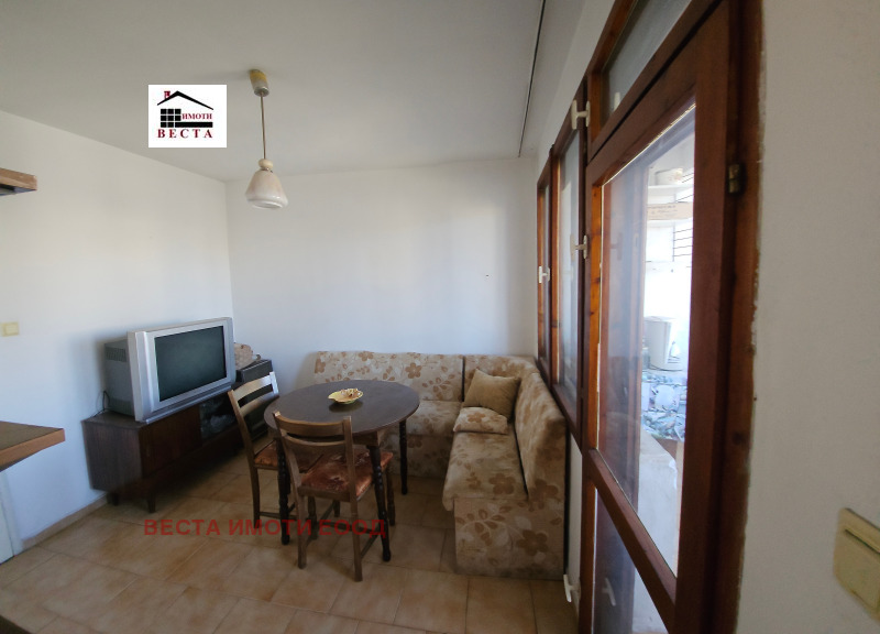 Продава 3-СТАЕН, гр. Варна, Зимно кино Тракия, снимка 4 - Апартаменти - 52452007