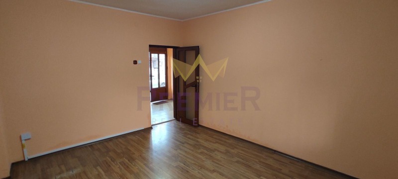 Продава ЕТАЖ ОТ КЪЩА, гр. Поморие, област Бургас, снимка 7 - Етаж от къща - 53272514