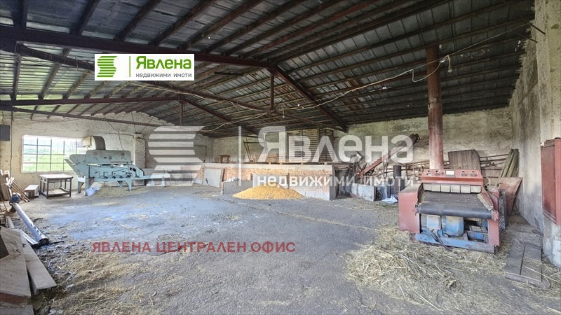 Продава СКЛАД, с. Алдомировци, област София област, снимка 1 - Складове - 47347105