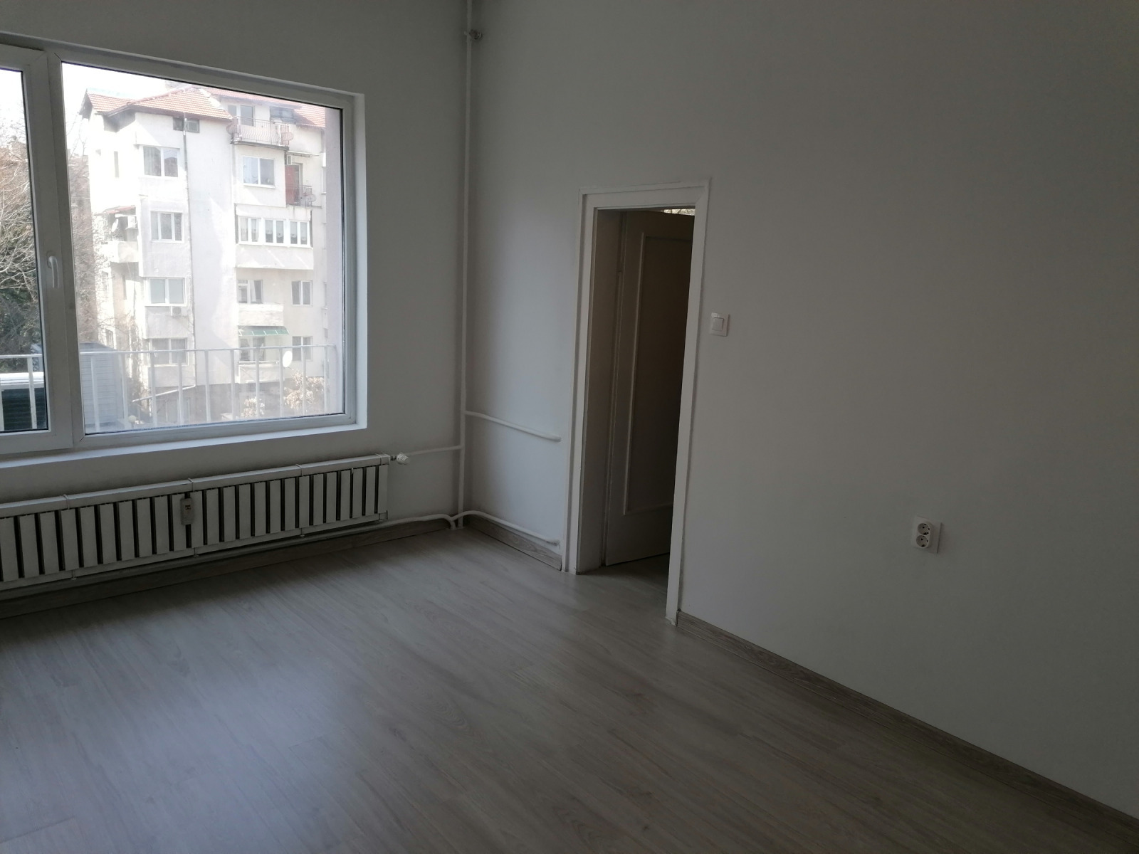 Продава 4-СТАЕН, гр. София, Център, снимка 11 - Апартаменти - 50330440