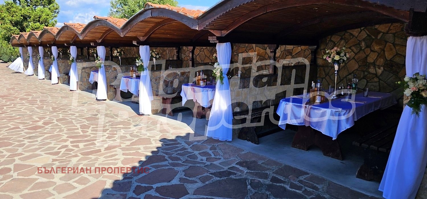 Продава ХОТЕЛ, гр. Златица, област София област, снимка 9 - Хотели - 56109232