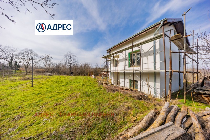 Продава КЪЩА в област Плевен, с. Коиловци - 104 кв.м / 38 000 € » 74 321.54 лв., АДРЕС - ФРАНЧАЙЗ ПЛЕВЕН
