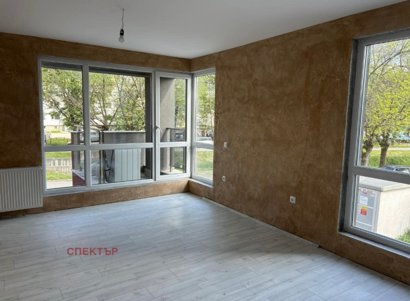 À venda  1 quarto Pernik , Iztok , 78 m² | 88700363 - imagem [7]