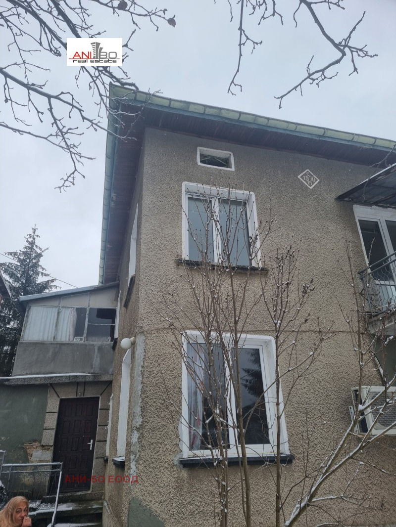 Продава КЪЩА, с. Чурек, област София област, снимка 2 - Къщи - 53174460