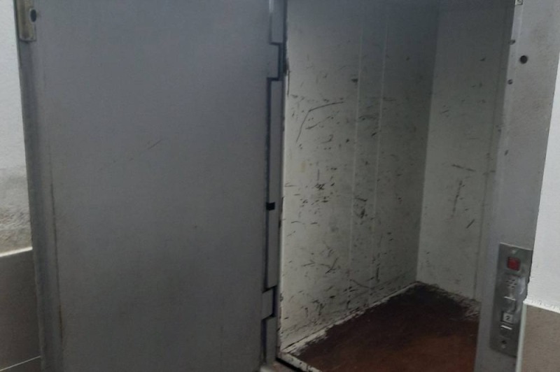 Eladó  Tárolás Sofia , Lozenec , 310 négyzetméter | 94972341 - kép [5]
