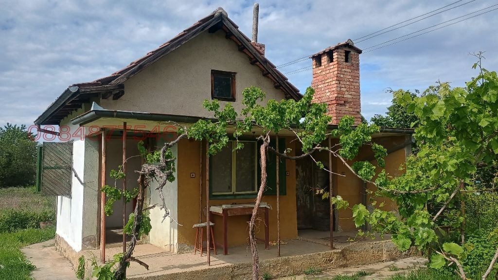 Продава ВИЛА, гр. Свищов, област Велико Търново