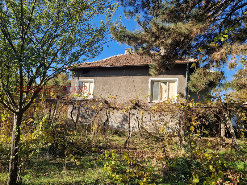 Продава КЪЩА в област Монтана, гр. Бойчиновци - 1809 кв.м / 28 120 € » 54 997.94 лв.