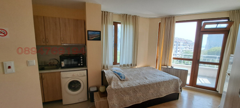 In vendita  Studio Burgas , Lazur , 30 mq | 61253291