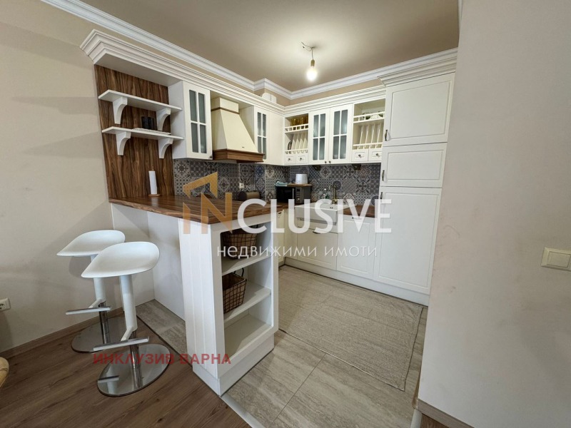 À venda  1 quarto Varna , k.k. Zlatni piasaci , 81 m² | 59755107