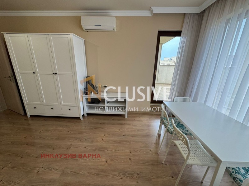 À venda  1 quarto Varna , k.k. Zlatni piasaci , 81 m² | 59755107 - imagem [4]