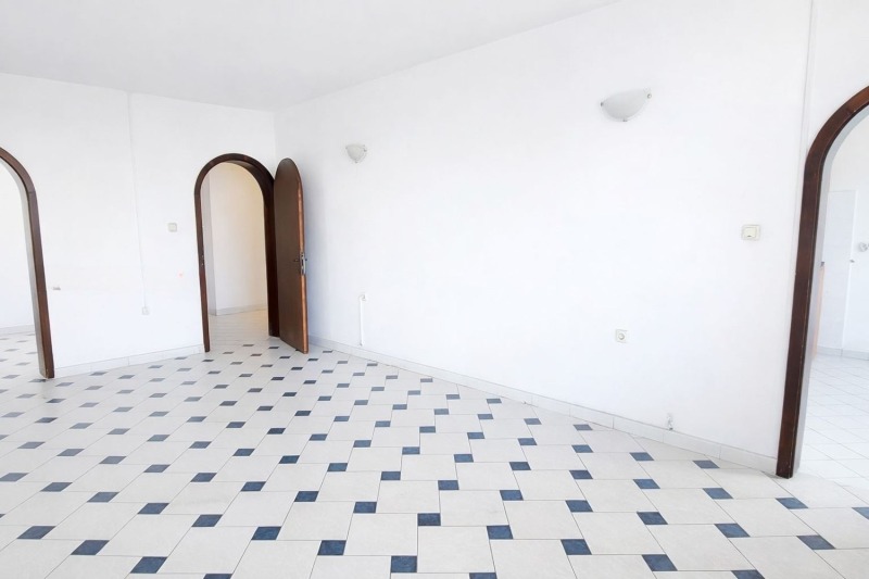 Продава 4-СТАЕН, гр. София, Дървеница, снимка 2 - Апартаменти - 53204771