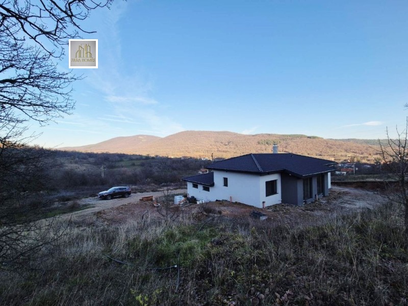 Продава ПАРЦЕЛ, с. Ново село, област Стара Загора