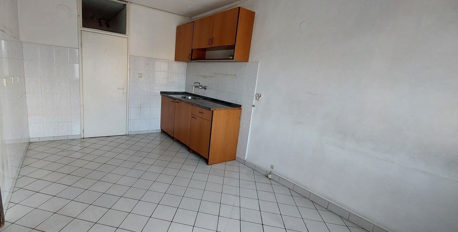 Продава 4-СТАЕН, гр. София, Дървеница, снимка 2 - Апартаменти - 53204771