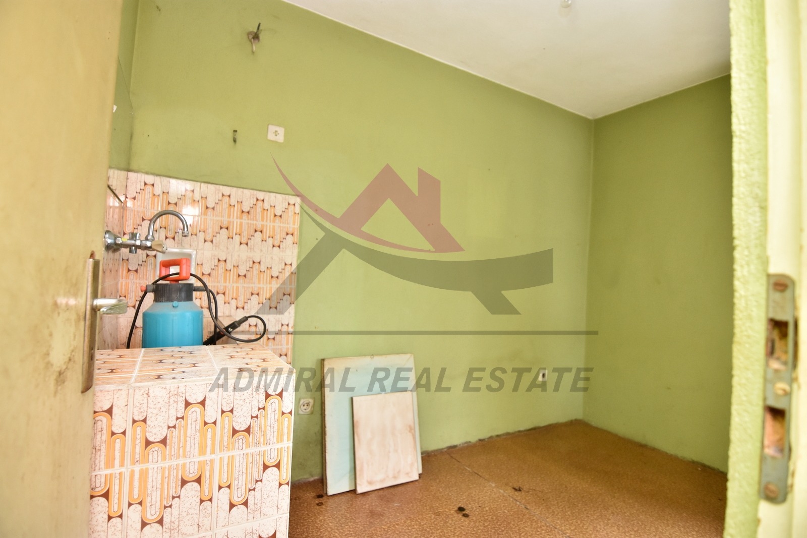 Продава КЪЩА, с. Орешак, област Варна, снимка 7 - Къщи - 54969760