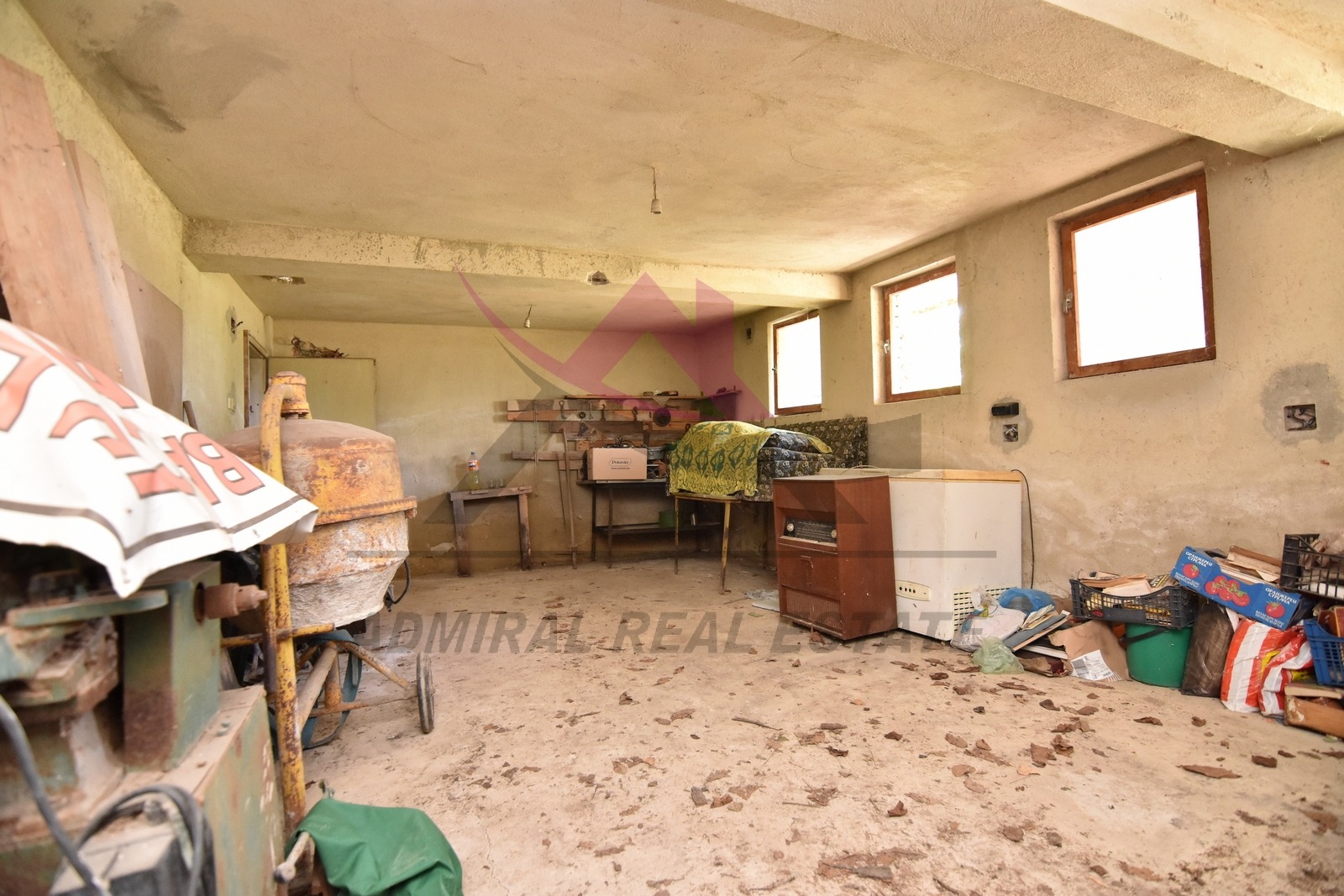 Продава КЪЩА, с. Орешак, област Варна, снимка 6 - Къщи - 54969760