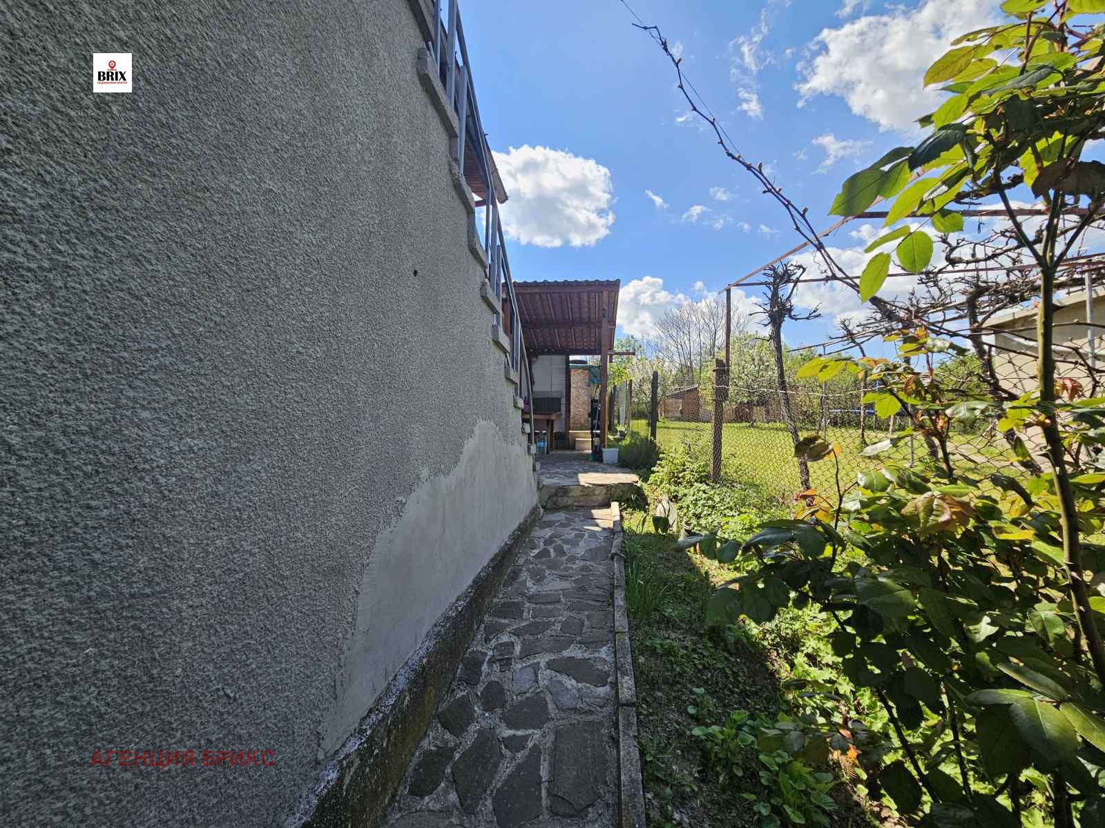 Продава ВИЛА, гр. Русе, област Русе, снимка 15 - Вили - 54252173