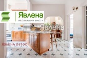 2 chambres Tsentar, Sofia