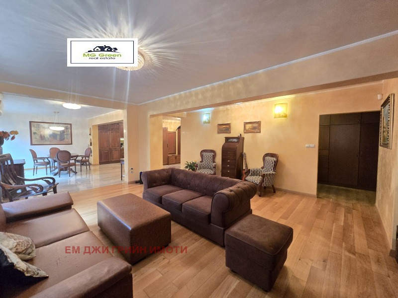 Na prodej  3 ložnice Sofia , Manastirski livadi , 200 m2 | 58851346 - obraz [11]