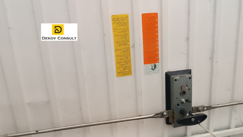 Продава ГАРАЖ, ПАРКОМЯСТО, гр. Варна, Окръжна болница-Генерали, снимка 3 - Гаражи и паркоместа - 53121765