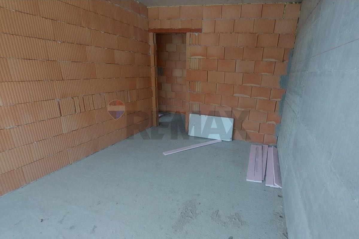 Продава 2-СТАЕН, гр. Варна, м-т Пчелина, снимка 2 - Апартаменти - 55404532