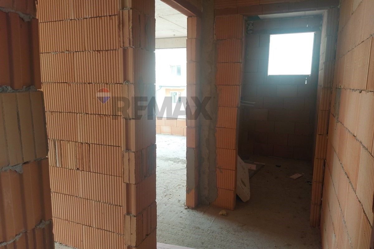 Продава 2-СТАЕН, гр. Варна, м-т Пчелина, снимка 3 - Апартаменти - 55404532