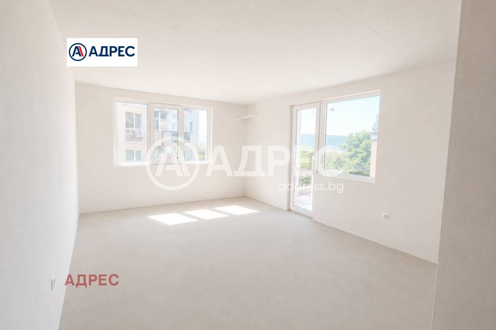 Продава МНОГОСТАЕН, гр. Варна, Център, снимка 7 - Апартаменти - 56195941
