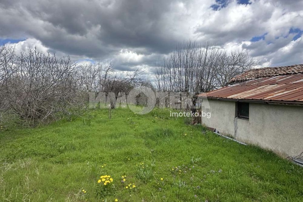 Продава КЪЩА, с. Горица, област Варна, снимка 2 - Къщи - 55084620