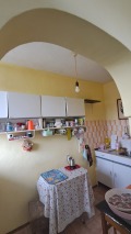 Продава КЪЩА, област Пловдив, гр. Сопот • 270000 лв. / 138048.81 € • 31073709 12