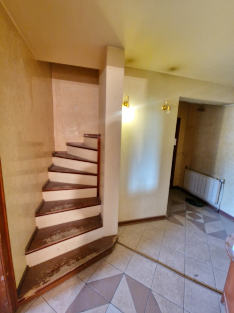 Продава МЕЗОНЕТ в град Добрич, Център - 127 кв.м / При запитване, ИНТЕРРА ПРАЙМ