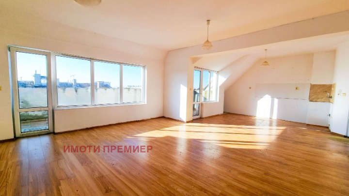 Продава 1-СТАЕН, гр. Бургас, Възраждане