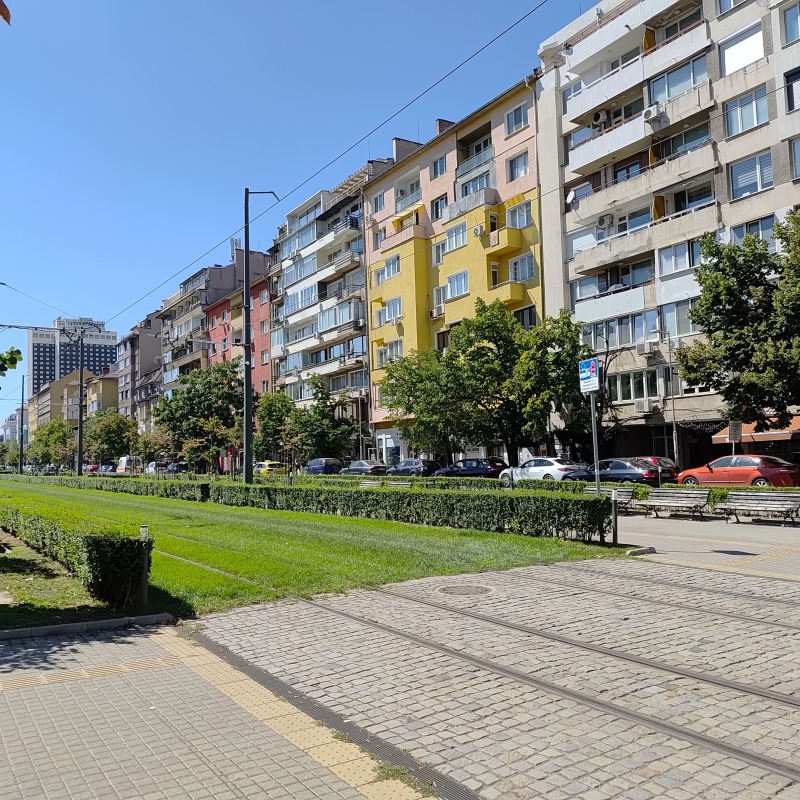 Продава  3-стаен град София , Център , 92 кв.м | 80039388 - изображение [2]