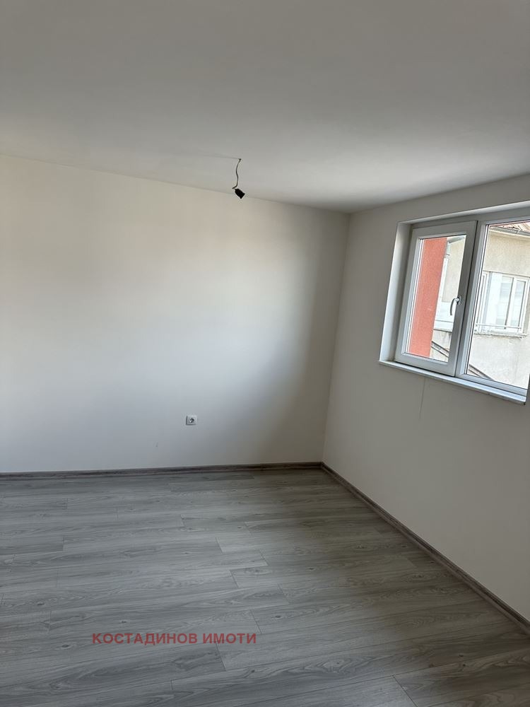 Продава МНОГОСТАЕН, гр. Пловдив, Съдийски, снимка 4 - Апартаменти - 53170457